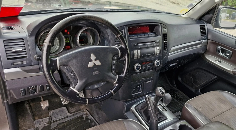 Mitsubishi Pajero cena 34999 przebieg: 200000, rok produkcji 2011 z Wągrowiec małe 172